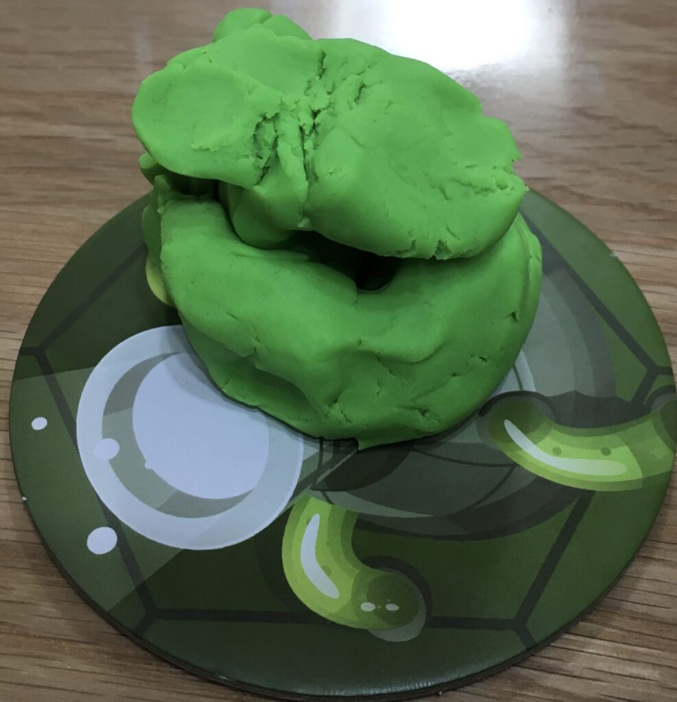 粘土作品(6才の娘)噴水
